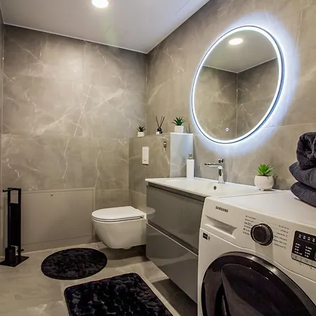 Lai Old Town Apartment With Sauna And Terrace 塔尔图 外观 照片